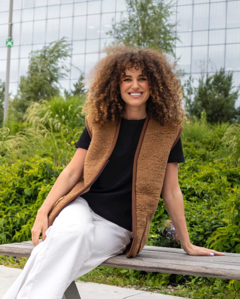 Warm camel wool vest “unisex”, WoolLando