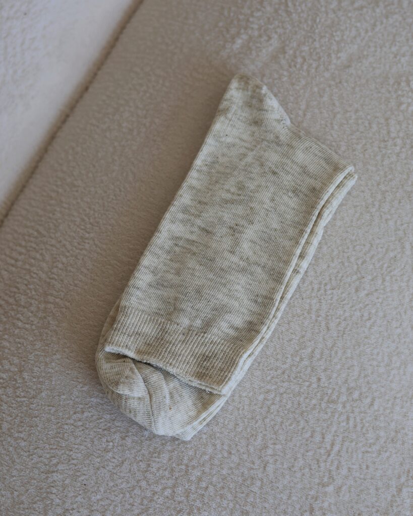 Natural fiber socks LINAS, WoolLando