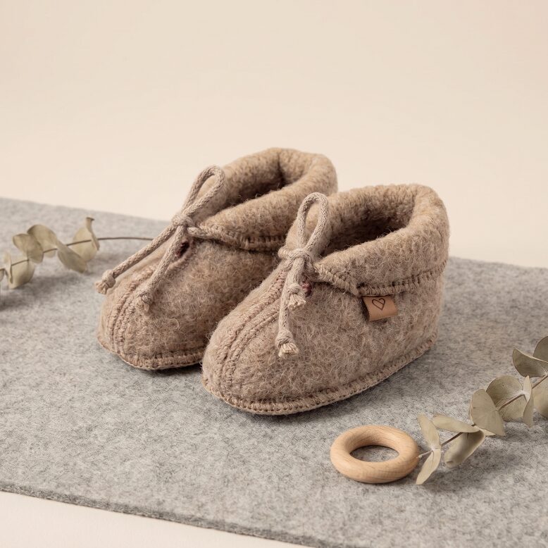 Children's brown natural wool booties, Zaffiro
