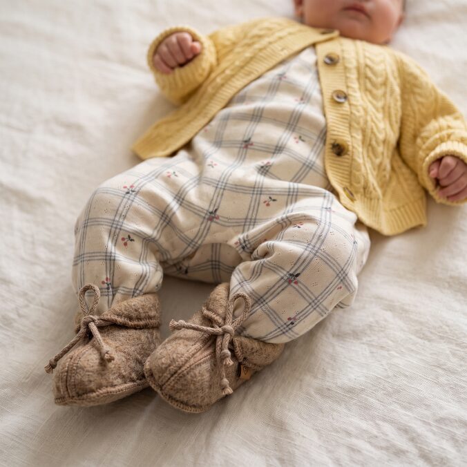 Children's brown natural wool booties, Zaffiro