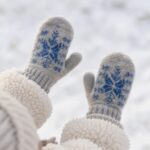 Children’s wool mittens BLUE SNOWFLAKES, WoolLando