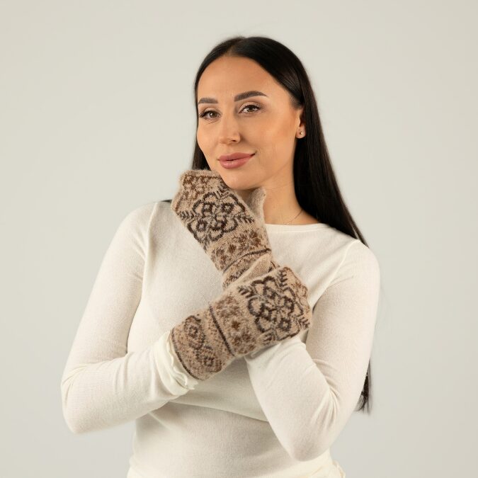 Women’s merino wool mittens FROSTY WINTER, WoolLando